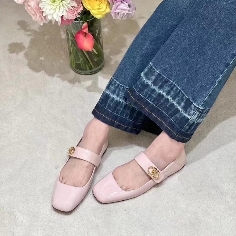 Valentino Blush Pink Mary Jane Flats - Picture 4 of 6